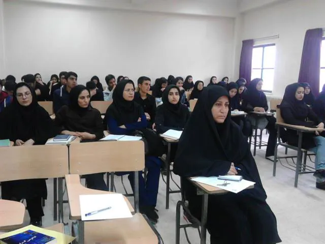 برگزاری جلسه تفسیر قرآن 