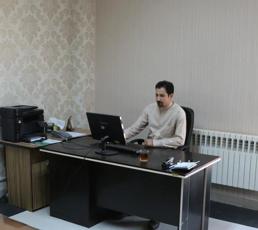پژوهشگر برتر دانشکده علوم پزشکی مراغه، میهمان ویژه برنامه هفته پژوهش رادیو شهرمراغه