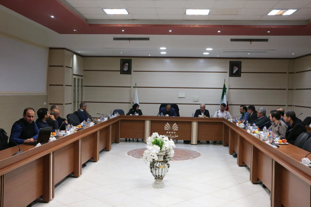 بازدید ارزیابان بیرونی اعتباربخشی موسسه ای وزارت بهداشت از دانشکده علوم پزشکی مراغه 