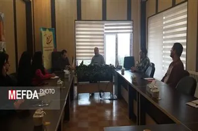 باید اعضای انجمن‌های علمی روحیه خودباوری و توانمندی داشته باشند و با نگاه جامع و وسیع، در سطح کلان منطقه و کشور برنامه ریزی و فعالیت کنند