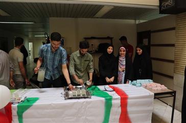 برپایی "ایستگاه صلواتی" به مناسبت عید سعید غدیر خم در  دانشکده علوم پزشکی مراغه